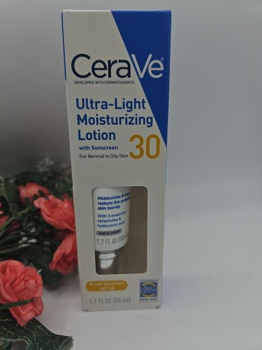 Cerave creme hydratante ultra léger Spf 30